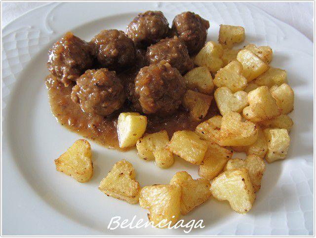 Albóndigas en Salsa de Cebolla Sin Freír