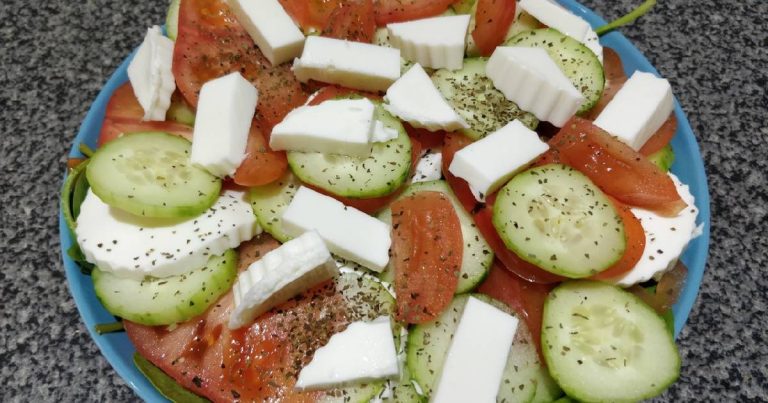 Aliño para Ensalada de Tomate y Queso Fresco