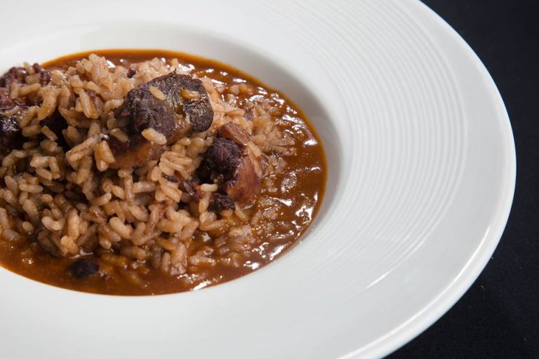 Arroz con Cola de Toro