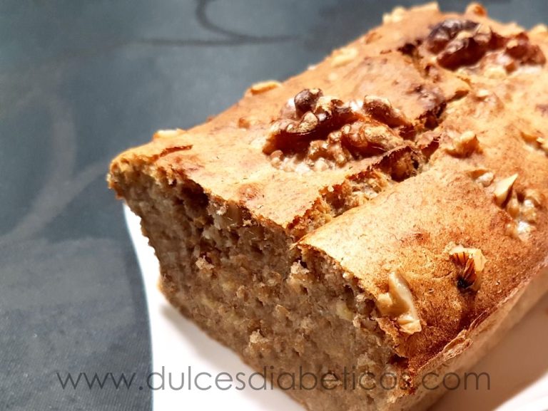 Bizcocho de Nueces Jugoso en Thermomix