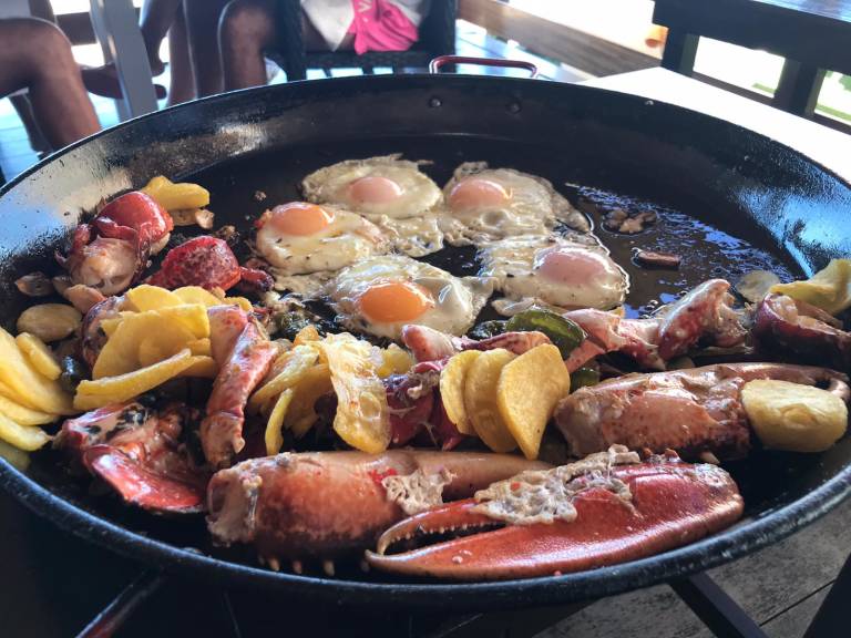 Caldereta de Bogavante con Patatas