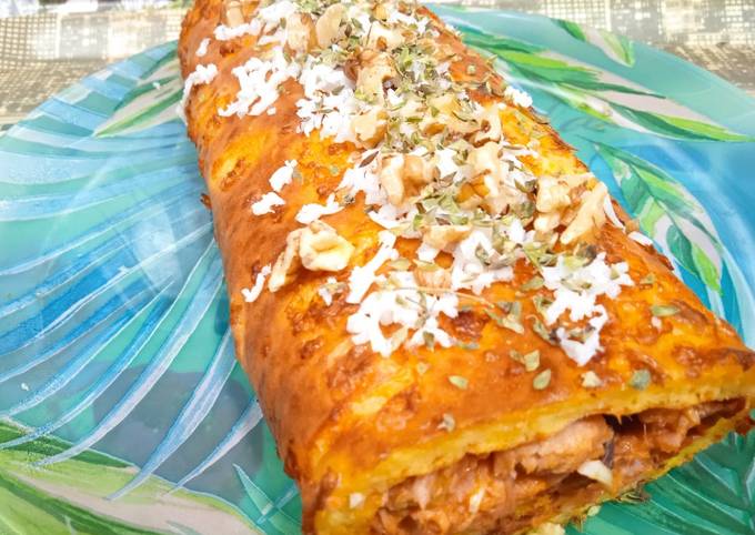 Brazo de Gitano Salado Relleno de Jamón y Queso