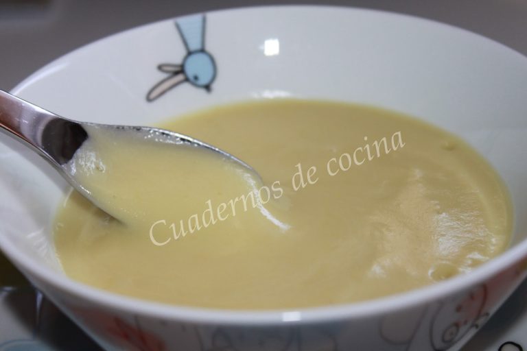 Cómo Hacer Puré de Calabacín con Quesitos