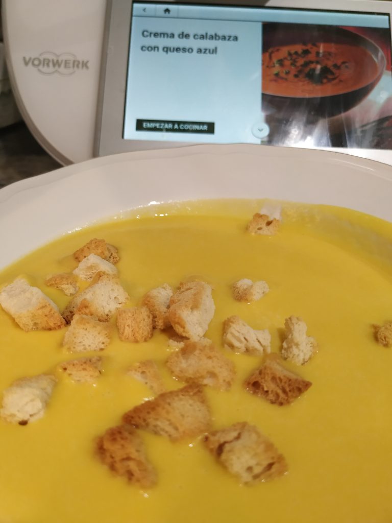 Crema de Calabaza con Queso Azul