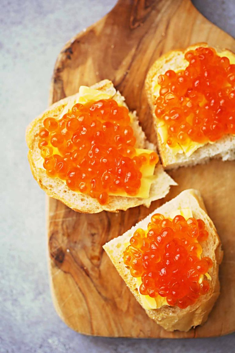 Canapés con sucedáneo de caviar