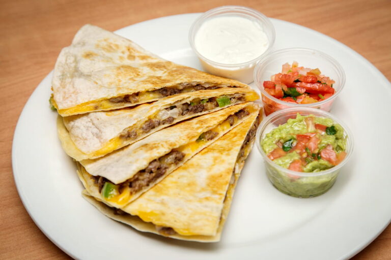 Cómo hacer quesadillas de carne de res