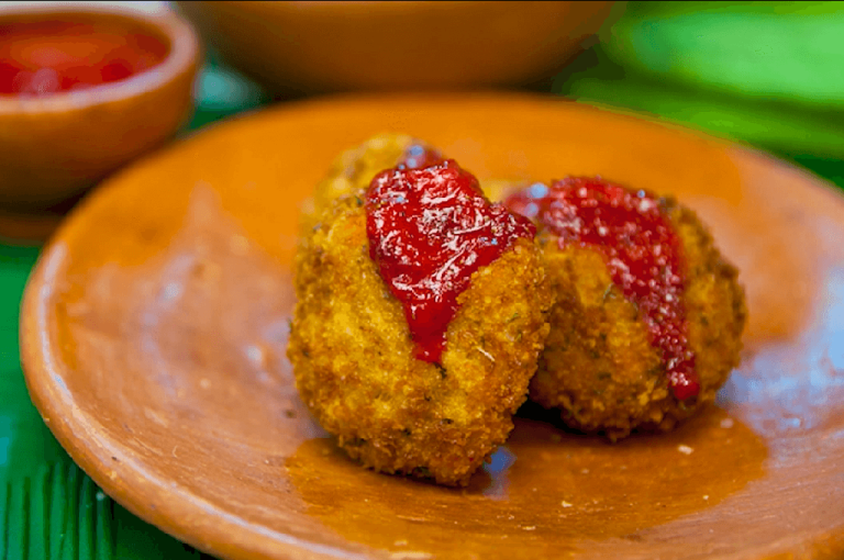 Croquetas de Pollo y Huevo Duro