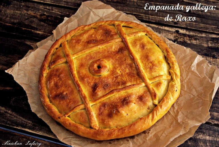 Empanada Gallega de Bacalao y Pimientos