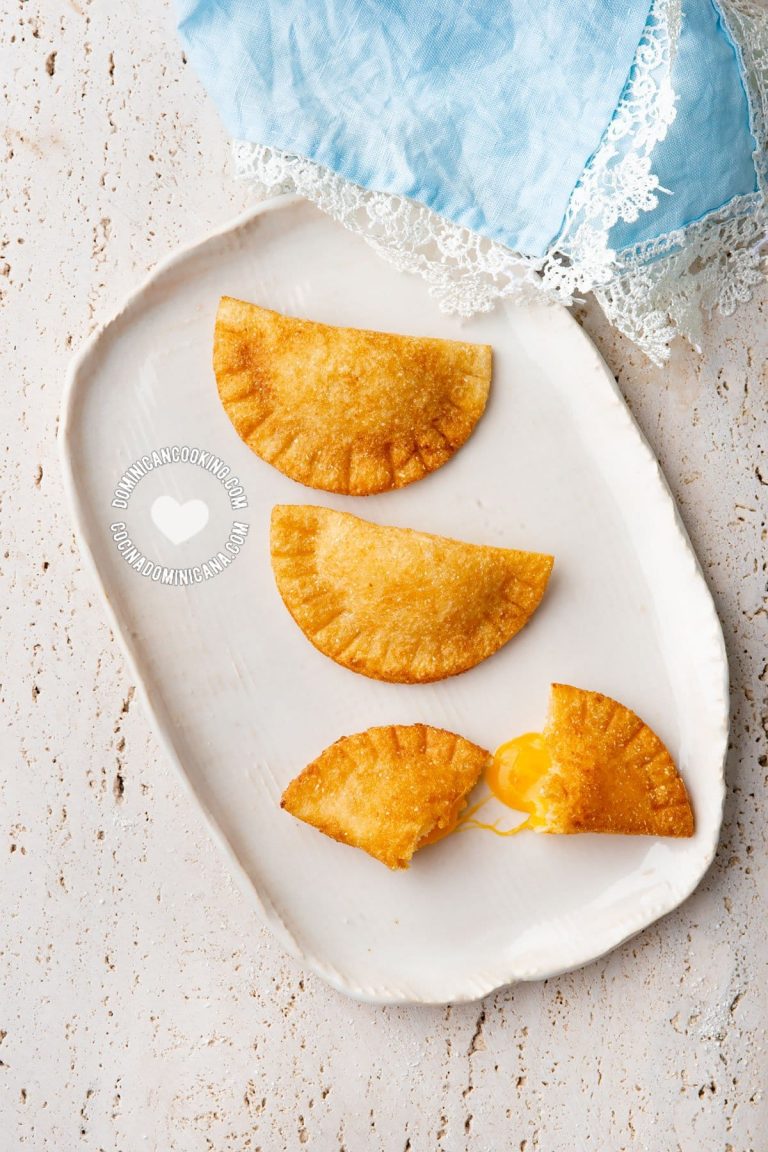 Empanadas con Tortillas de Trigo