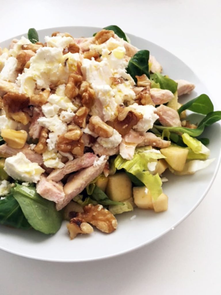 Ensalada de Pollo Desmenuzado con Mayonesa