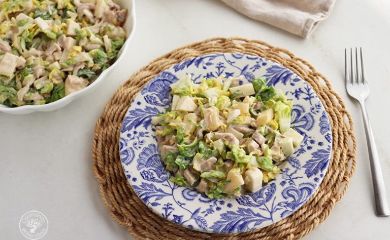 Ensalada de Pollo con Salsa Rosa y Piña