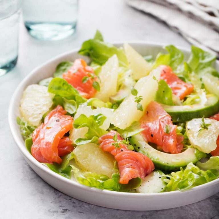 Ensalada de Salmón Ahumado y Tomate