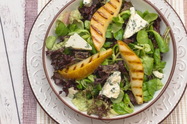 Ensalada con Burrata y Rúcula