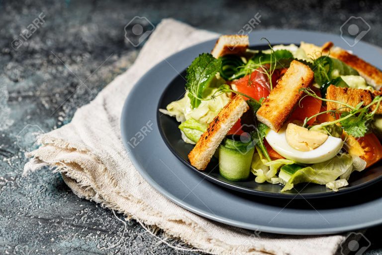 Ensalada de Patata, Aguacate y Atún