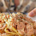 espaguetis-con-salmon-y-gambas