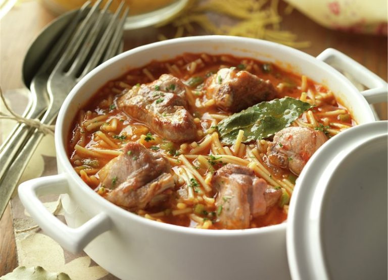 Fideos con Costillas de la Abuela