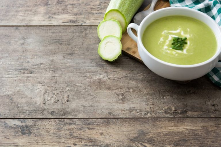 Gazpacho de Pepino y Manzana sin Yogurt