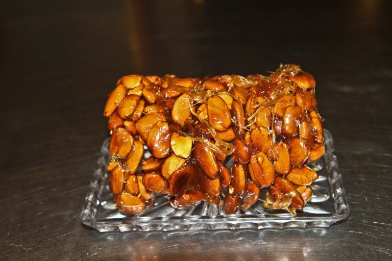 Cómo hacer guirlache de nueces