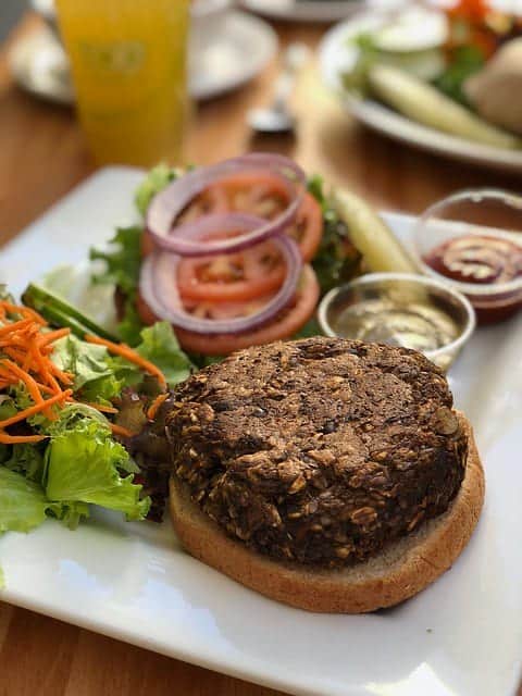 Hamburguesa de Quinoa y Verduras