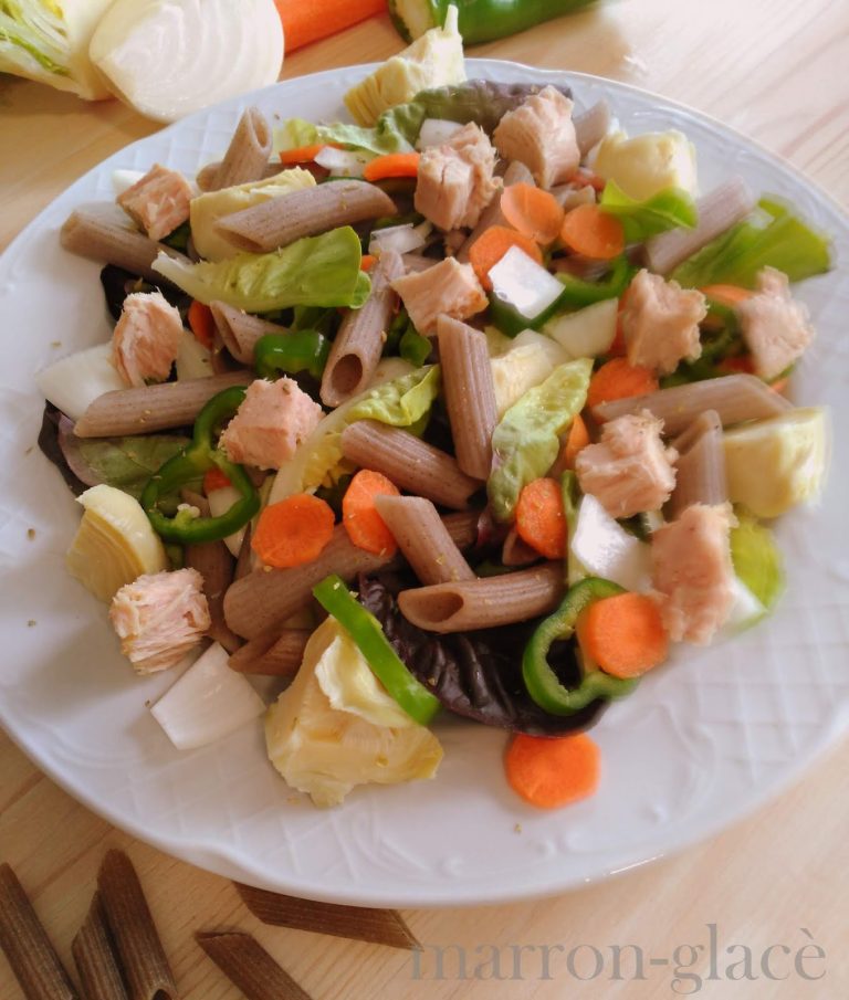 Pasta con alcachofas de bote