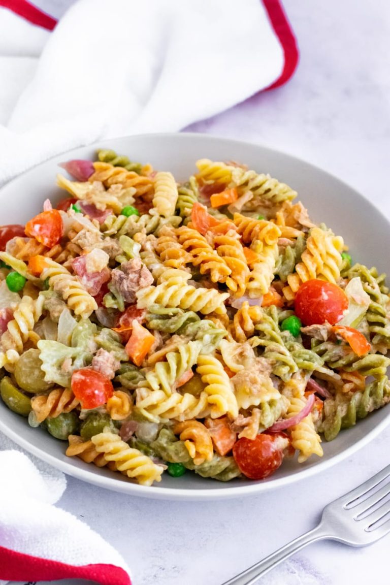 Macarrones con atún y cebolla