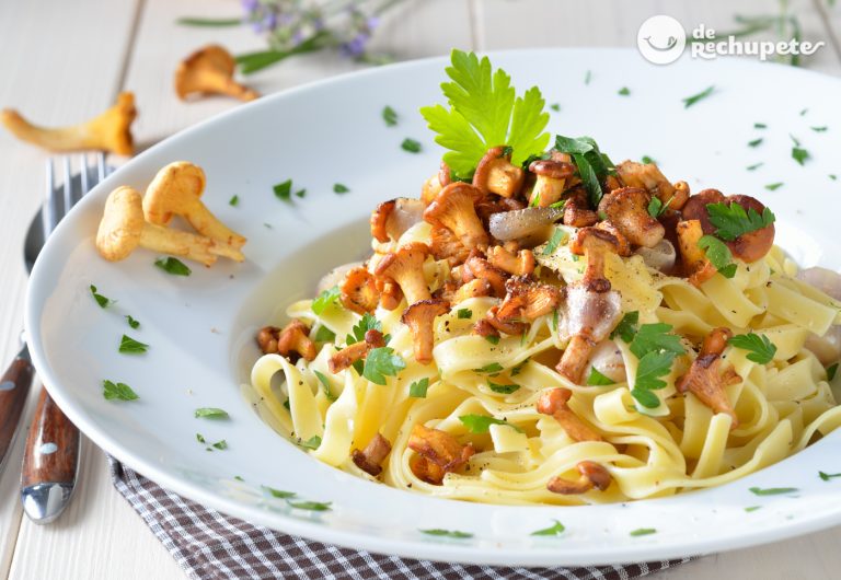 Pasta con Setas al Ajillo