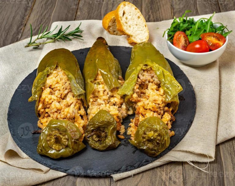 Pimientos Verdes Rellenos de Verduras