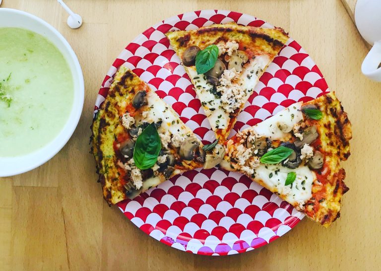 Pizza con Base de Calabacín al Horno