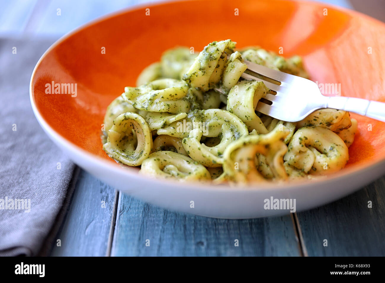 plato-con-salsa-pesto