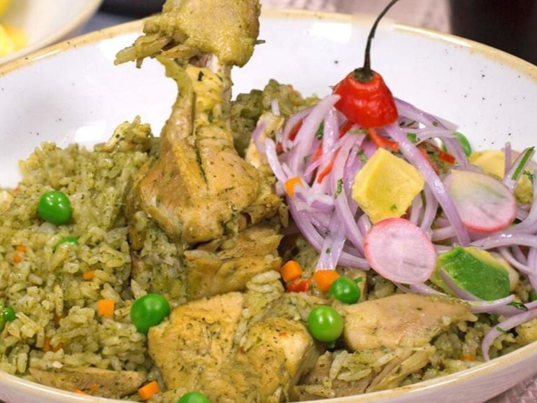 Arroz con pollo y pimientos