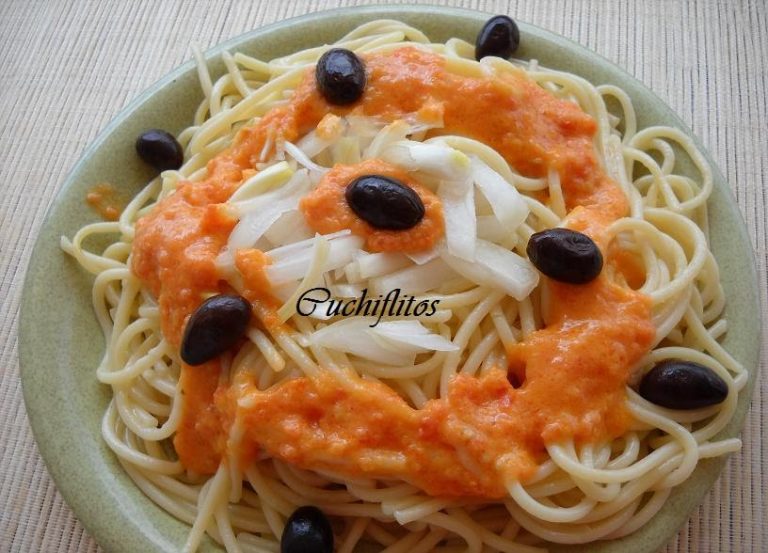 Espaguetis con calabacín y tomate