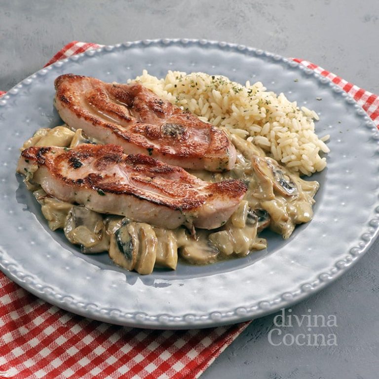 Fideos con Chuleta de Cerdo