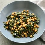 plato-de-garbanzos-con-espinacas