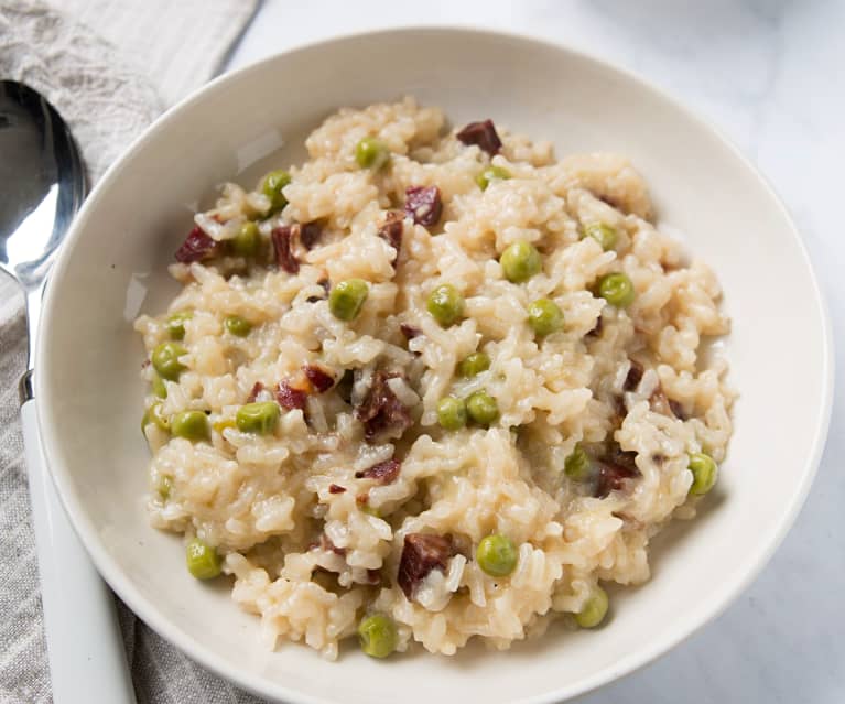 Guisantes de Bote con Jamón y Huevo