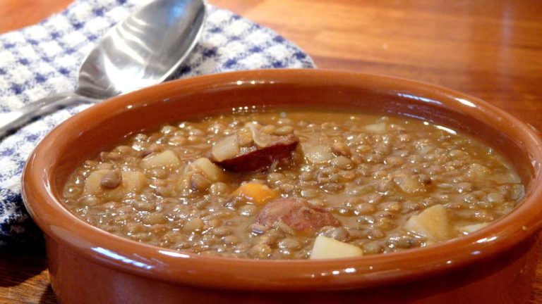 Lentejas con Carne y Verduras