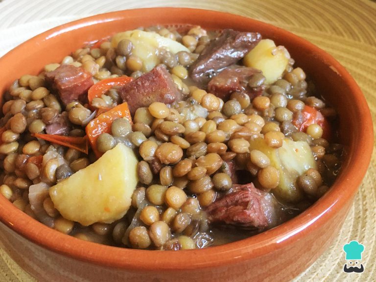 Lentejas con verduras, chorizo y patatas