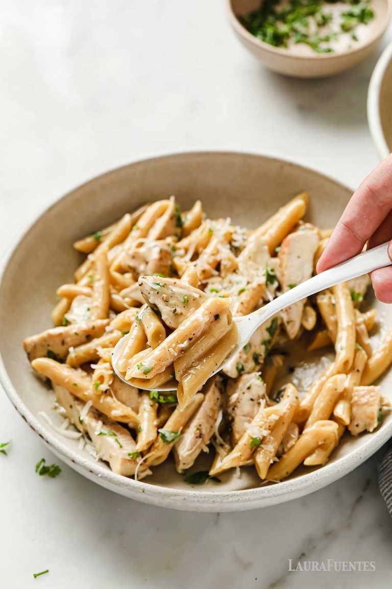 Macarrones a la Carbonara con Nata y Bacon: Receta