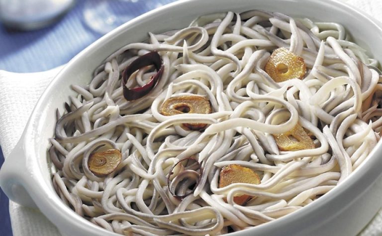 Pasta con Gulas y Verduras