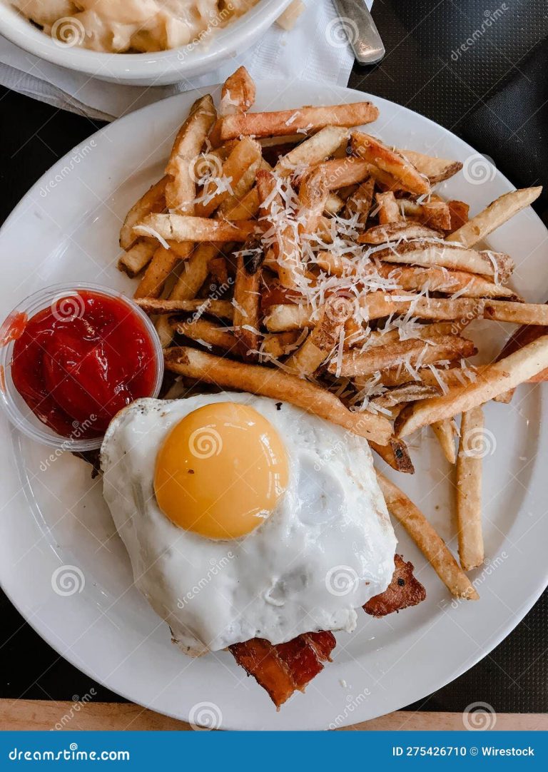 Patatas con Bacon y Huevo