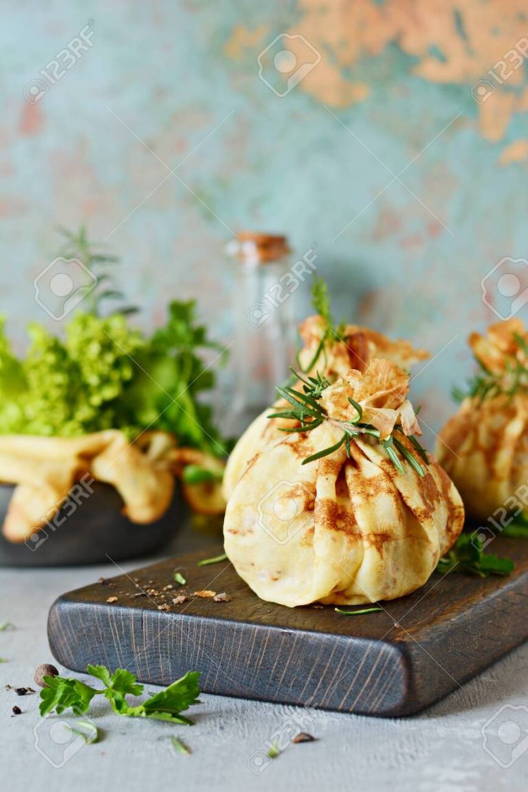 Garbanzos con Langostinos al Ajillo