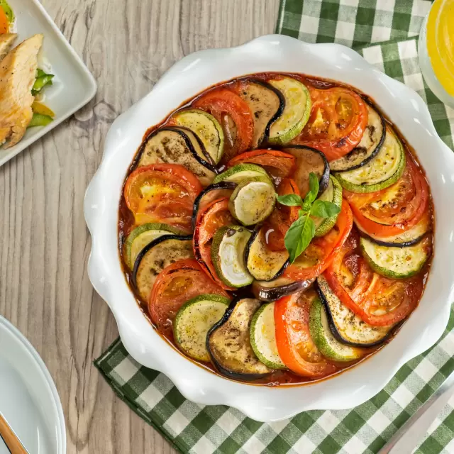 Pechuga al Horno con Verduras