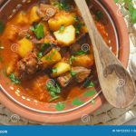 Receta de Pollo con Patatas Guisadas pollo-con-patatas-guisadas
