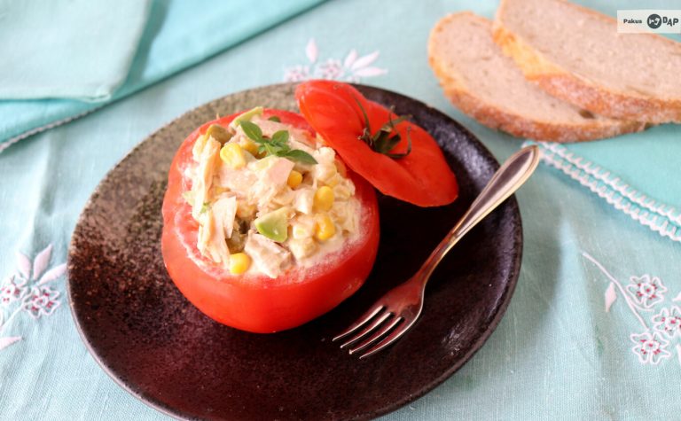 Cómo se hace el Atún con Tomate