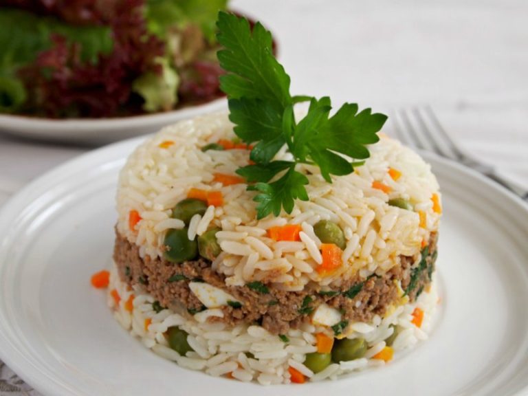 Arroz con Costillas y Champiñones