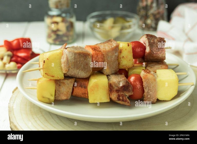 Patatas con Bacalao y Gambas