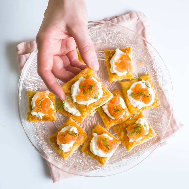 Canapés de Paté de Salmón