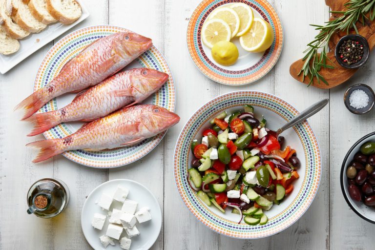 Cómo hacer salmonetes a la plancha