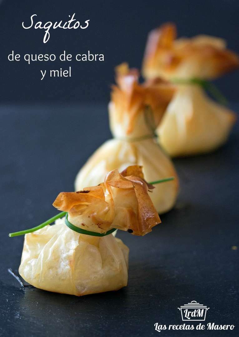 Saquitos de Pasta Filo Rellenos de Queso