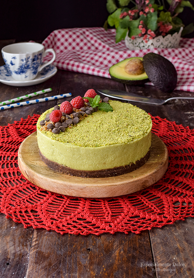 Tarta de Aguacate y Lima