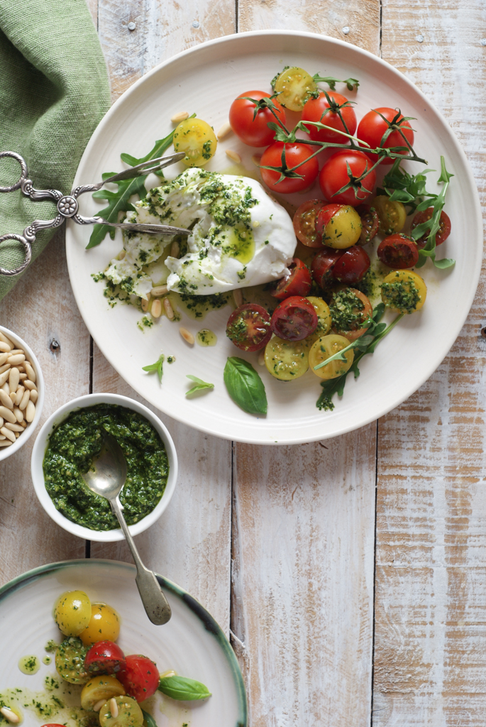 Tomates Cherry al Horno con Burrata